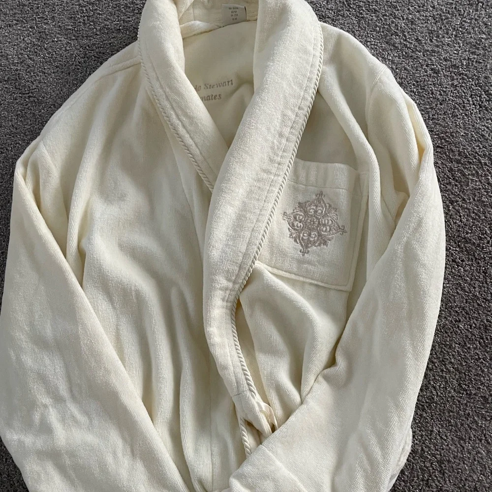 Resort Spa Robe - Picture 1 of 3